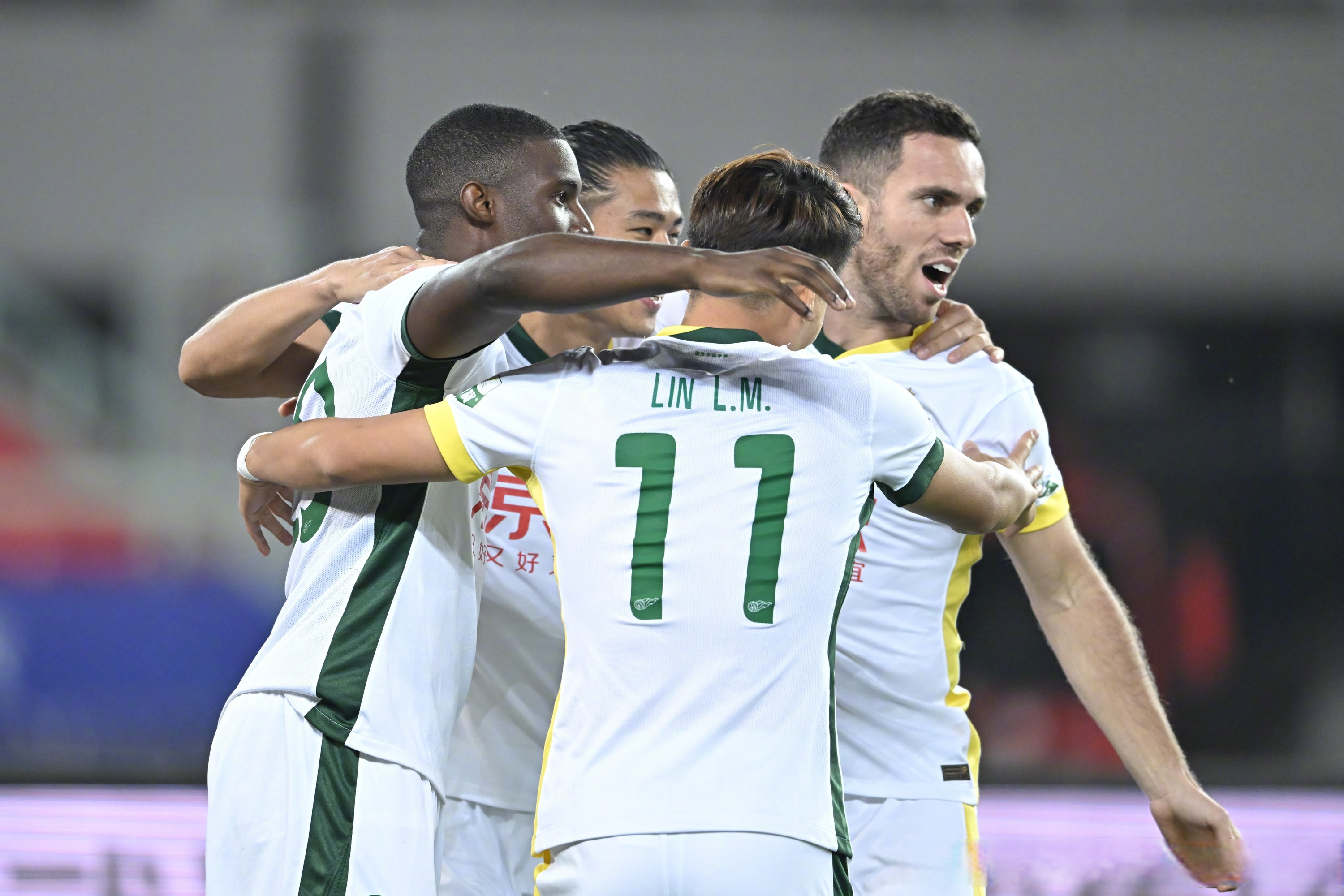 雷竞技官方网站 -包含葡超今晚再迎强敌；皇家社会远射贴柱；主帅态度：底气十足；年轻球员得到机会的词条