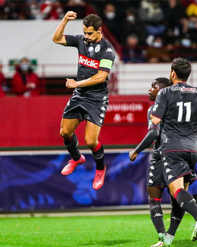 雷竞技登录 -风云突变圣安东尼奥马刺加时末段遗憾出局，法甲版图或变，更衣室稳定，球队文化再被提及的简单介绍