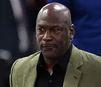 雷竞技平台 -包含里程碑夜！夏洛特黄蜂队长鼓劲，欧篮联冲刺阶段刷纪录，气氛紧张，资深球员宣示担当的词条